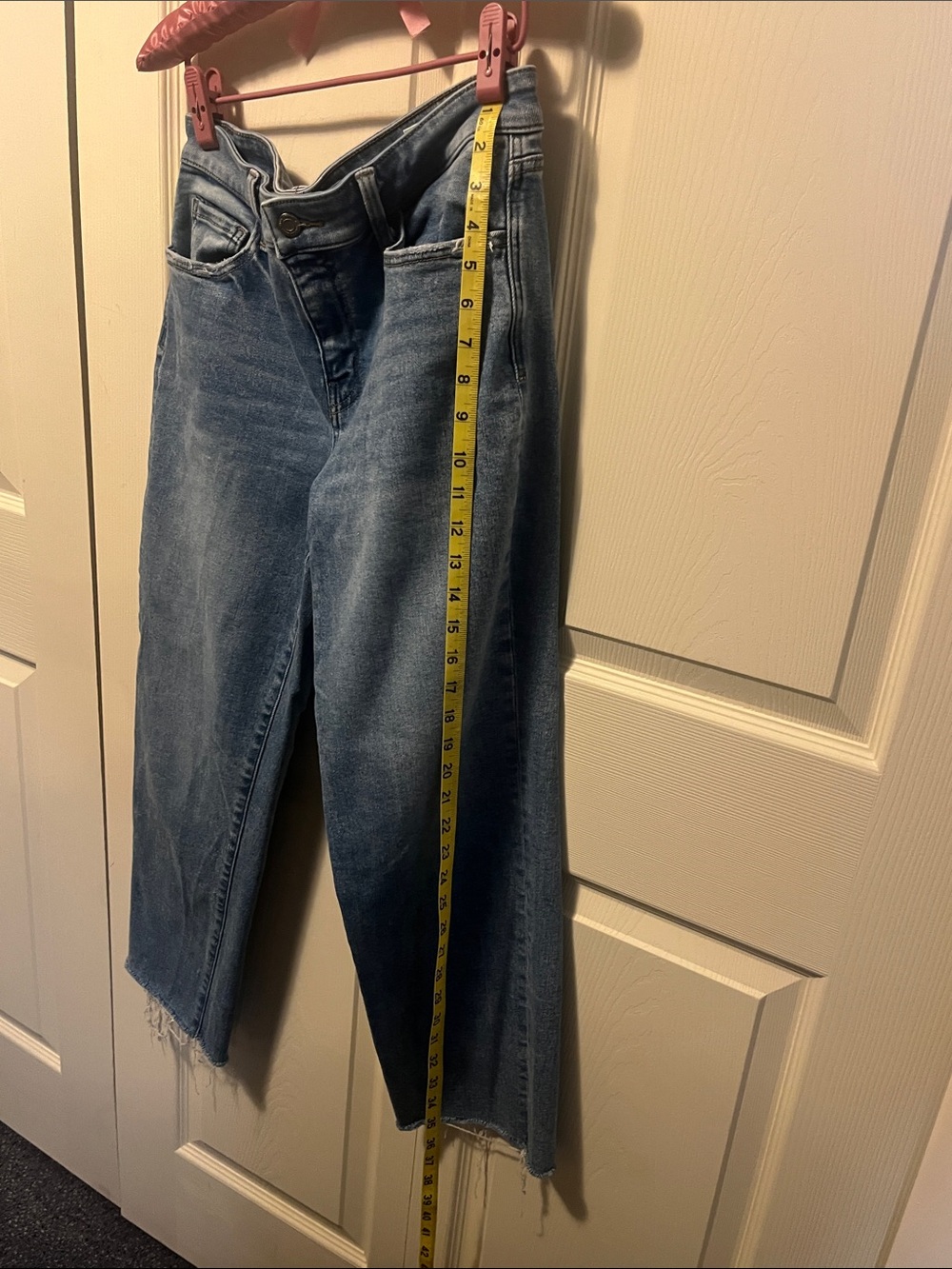High-Rise Cropped Straight Jeans in Washed Blue - Picture 5 of 6